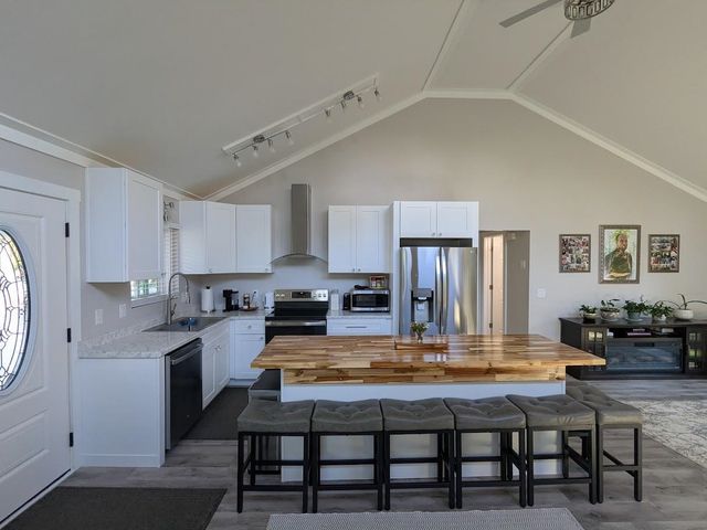 91 Orchard Drive, Inman, SC 29349