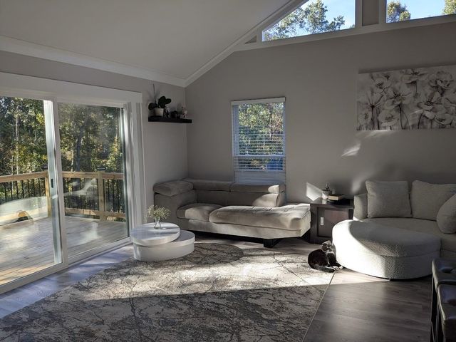 91 Orchard Drive, Inman, SC 29349