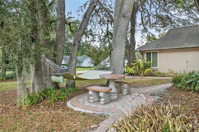 6317 E 113TH AVENUE, Temple Terrace, FL 33617