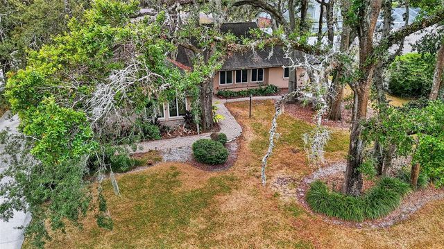 6317 E 113TH AVENUE, Temple Terrace, FL 33617