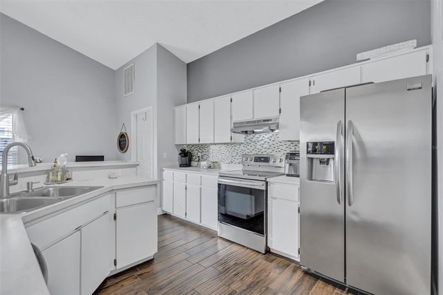 1640 COUNTRYWOOD STREET, Tarpon Springs, FL 34689