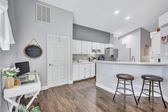 1640 COUNTRYWOOD STREET, Tarpon Springs, FL 34689