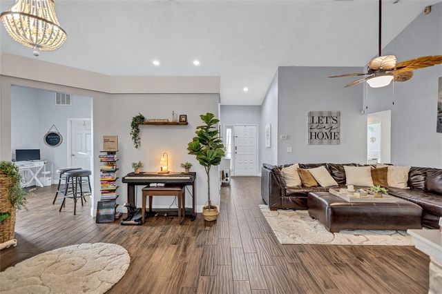 1640 COUNTRYWOOD STREET, Tarpon Springs, FL 34689