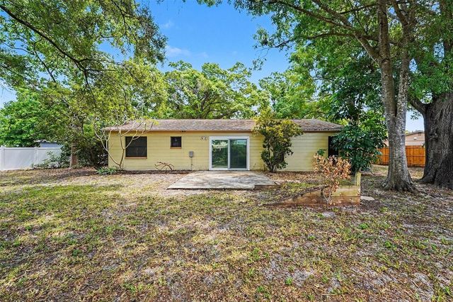 6481 ELMHURST COURT, Pinellas Park, FL 33782