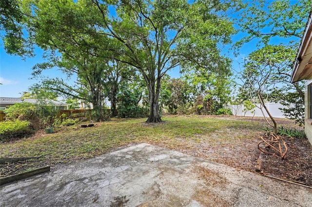 6481 ELMHURST COURT, Pinellas Park, FL 33782