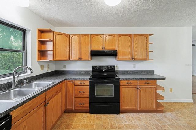 6481 ELMHURST COURT, Pinellas Park, FL 33782