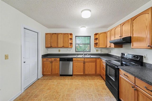 6481 ELMHURST COURT, Pinellas Park, FL 33782