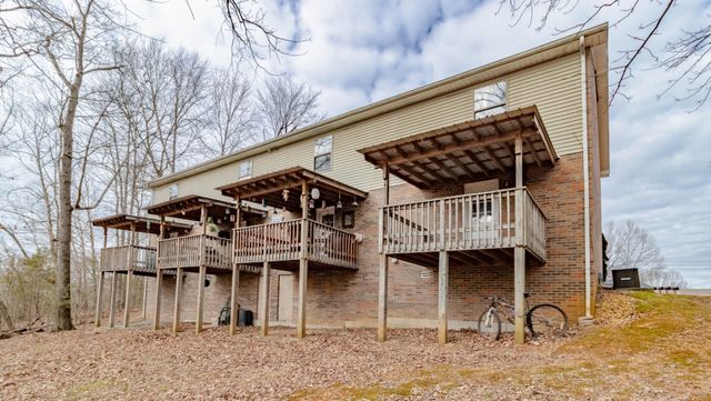 461 Martha Ln Apt B, Clarksville, TN 37043