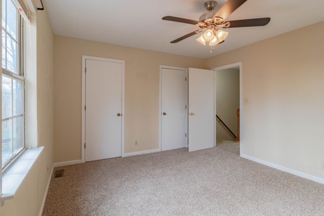 461 Martha Ln Apt B, Clarksville, TN 37043