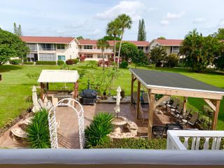 66 Coventry C, West Palm Beach, FL 33417