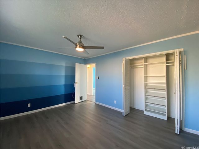 98-1387 Nola Street A, Pearl City, HI 96782