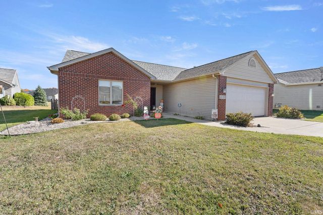 12030 Breezy Knoll Court, Fort Wayne, IN 46818