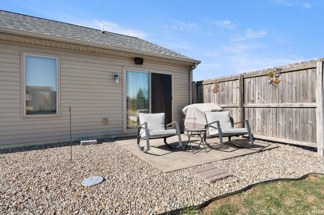 12030 Breezy Knoll Court, Fort Wayne, IN 46818