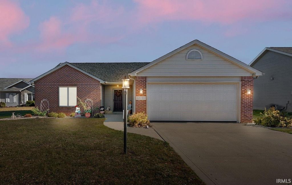 12030 Breezy Knoll Court, Fort Wayne, IN 46818