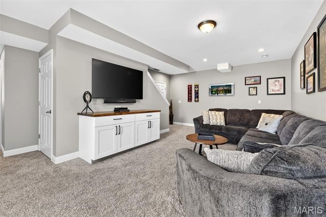 1133 Oakley Lane, Lake St Louis, MO 63367