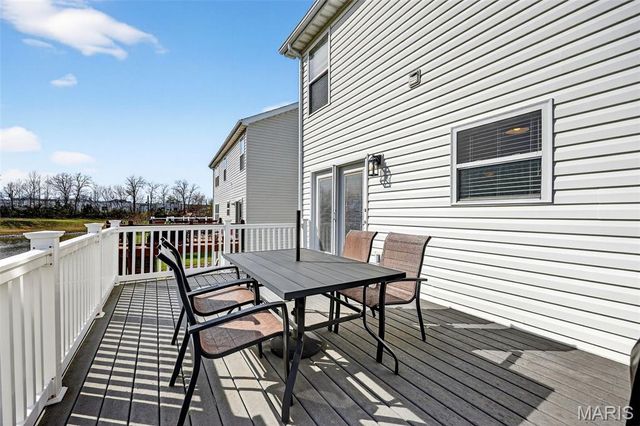 1133 Oakley Lane, Lake St Louis, MO 63367