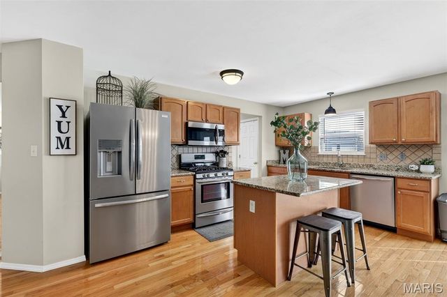 1133 Oakley Lane, Lake St Louis, MO 63367