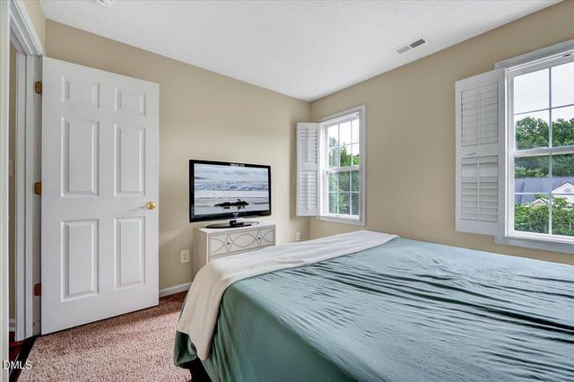 2200 Mountain Mist Court 302, Raleigh, NC 27603