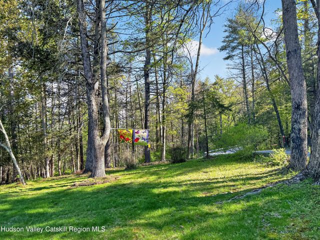 208 Canary Hill Road, Hurley, NY 12443
