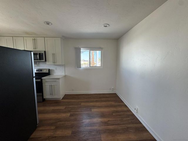 3222 Collier Ave., San Diego, CA 92116