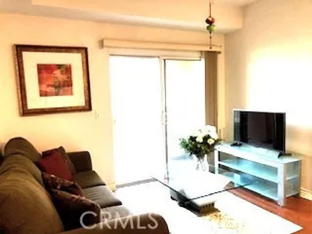 17888 Alburtis, Artesia, CA 90701