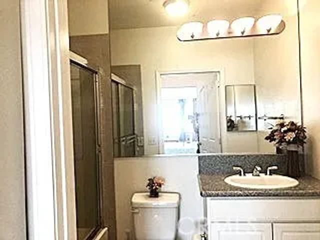 17888 Alburtis, Artesia, CA 90701