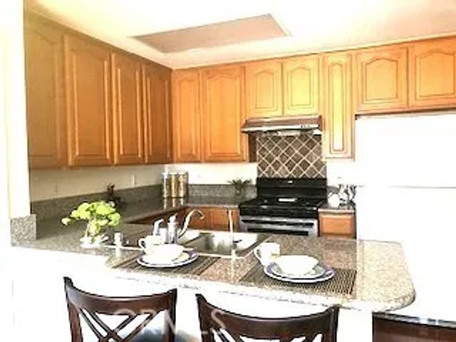 17888 Alburtis, Artesia, CA 90701