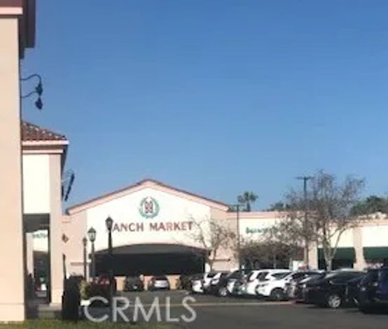 17888 Alburtis, Artesia, CA 90701