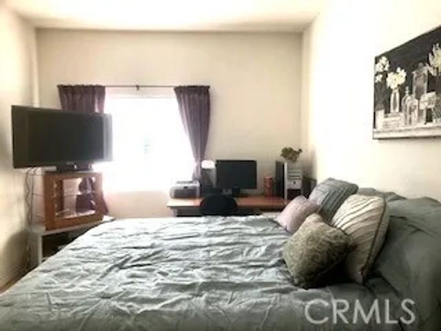 17888 Alburtis, Artesia, CA 90701