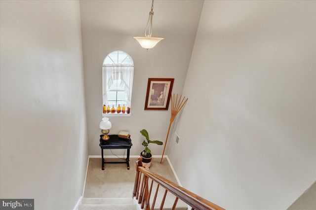 377 WELDON DR, York, PA 17404