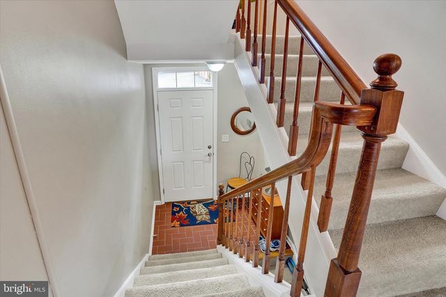 377 WELDON DR, York, PA 17404