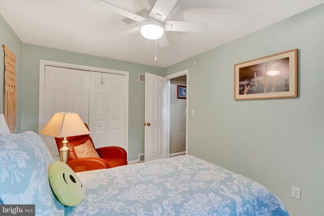 377 WELDON DR, York, PA 17404