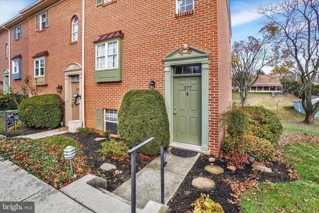 377 WELDON DR, York, PA 17404