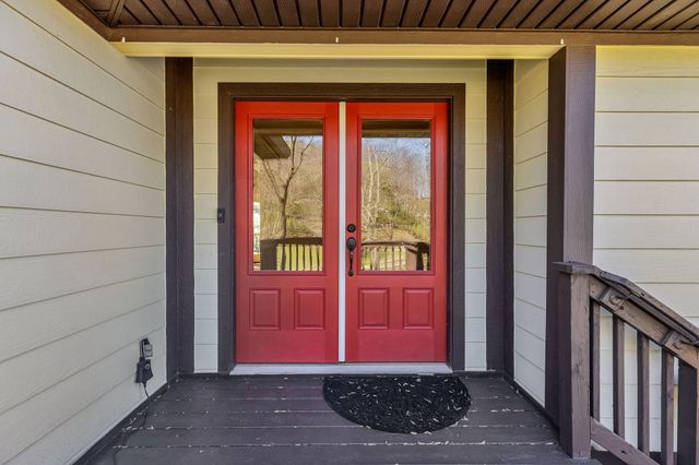 2002 Sunny Side Dr, Brentwood, TN 37027