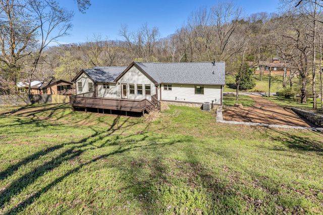 2002 Sunny Side Dr, Brentwood, TN 37027