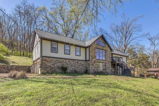 2002 Sunny Side Dr, Brentwood, TN 37027