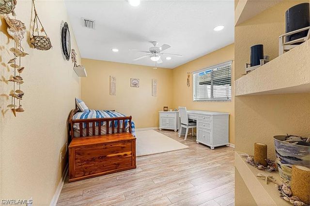 1110 SE 23rd ST, Cape Coral, FL 33990