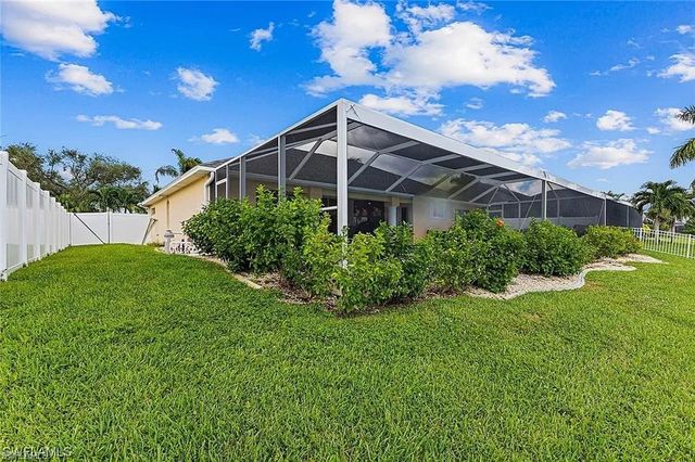 1110 SE 23rd ST, Cape Coral, FL 33990