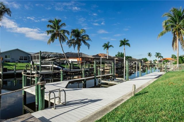 1110 SE 23rd ST, Cape Coral, FL 33990