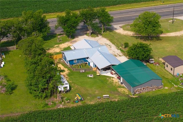 5902 N Main Street, Taylor, TX 76574