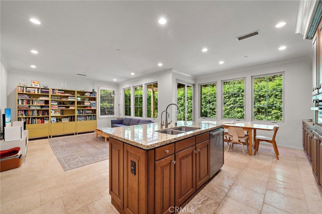 Image 14 of property listing at 58 Bianco, Irvine, CA 92618