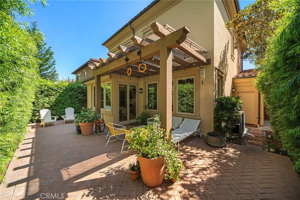 Image 2 of property listing at 58 Bianco, Irvine, CA 92618