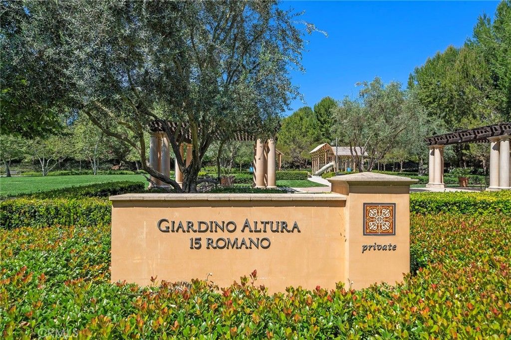Image 32 of property listing at 58 Bianco, Irvine, CA 92618