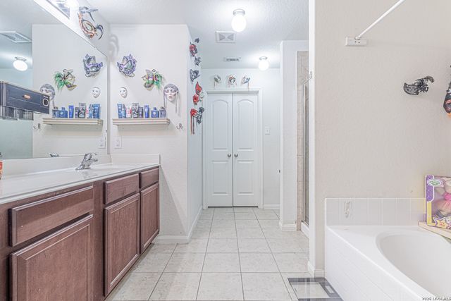 12218 Cashton, San Antonio, TX 78252