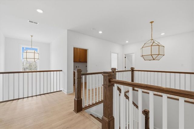 291 McMurray Road, Upper St Clair, PA 15241
