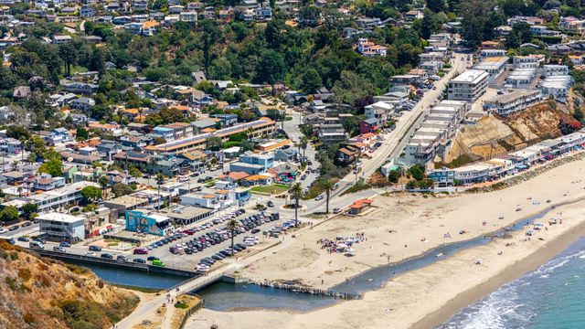 145 Bennett Road, Aptos, CA 95003