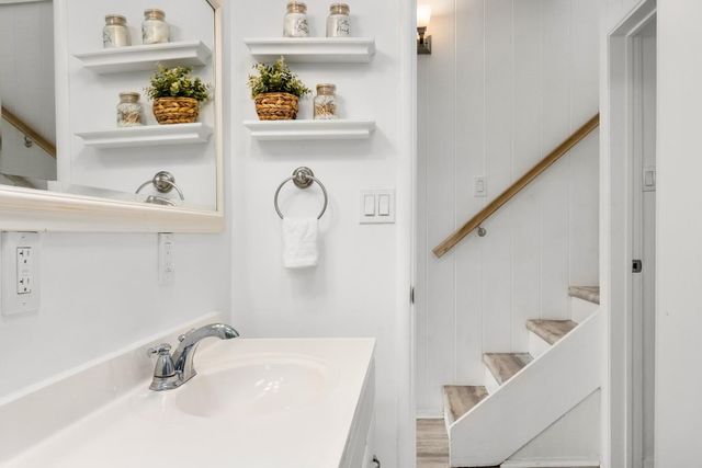 145 Bennett Road, Aptos, CA 95003