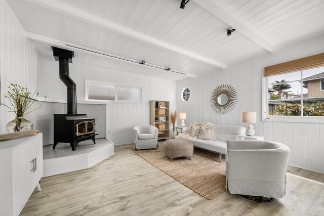 145 Bennett Road, Aptos, CA 95003