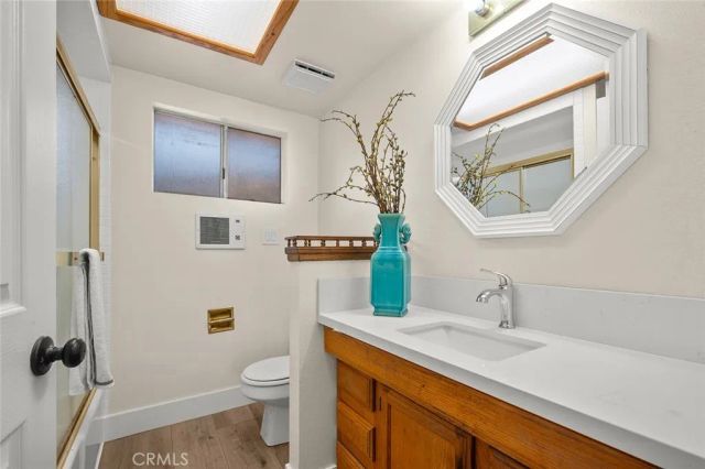 1221 W 10th Street, Corona, CA 92882