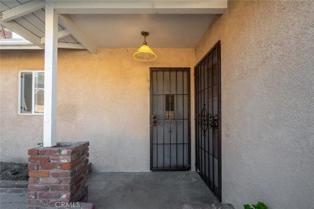 1221 W 10th Street, Corona, CA 92882